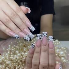 Pino Nails & Spa